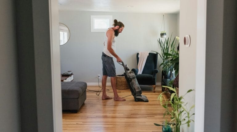 laminate floors cleaning